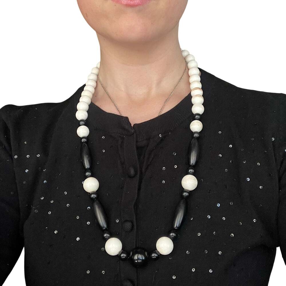 Vintage 80s Black White Plastic Bead Statement Necklace Old Money Elegant 27in